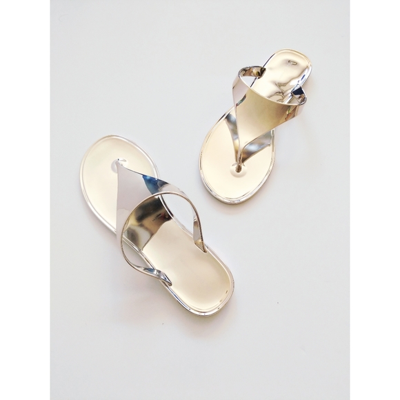 bcbg jelly sandals